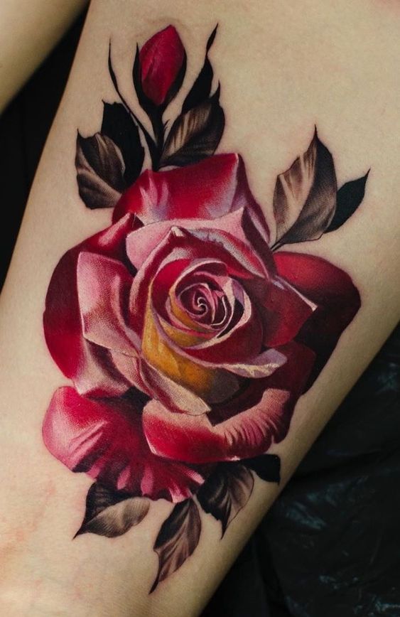 Tatuajes de rosas a color para hombre